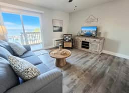 Waterfront Condo with Stunning Marina Views - Image 3