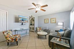 Beachfront Condo Steps to Gulf Shores & Pool - Image 2