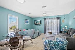 Beachfront Gulf Shores Condo w/ Pool & Balcony - Image 2