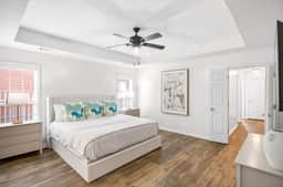 Montgomery Step-Free Home with BBQ & Private Patio - Image 4