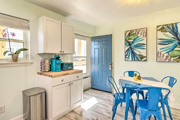 Gulf Shores Beachfront Condo w/ Pool & Balcony - Image 3