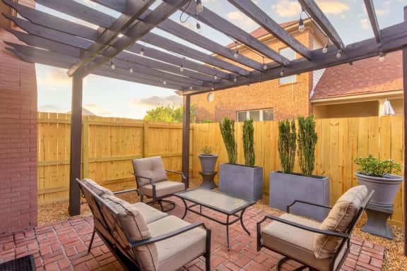 Family-Friendly Home Near EastChase Shopping - Image 3